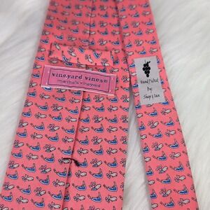 Vineyard Vines Mens Tie AOP Whale Logo Navy Blue Silk USA 3.5" (W) 60.5" (L) euc